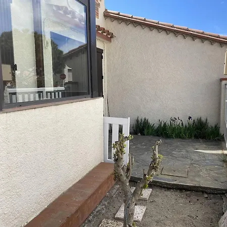 Maison Atypique Pour 8 Pers., Animaux Acceptes, Terrasses - Fr-1-833-31 Holiday home Canet-en-Roussillon